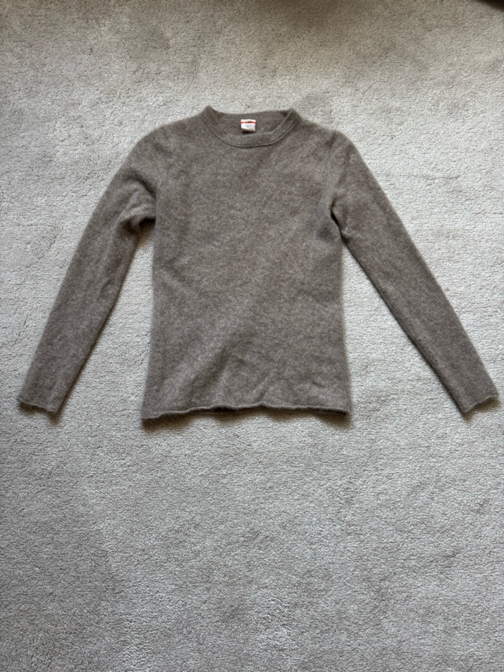 J. Crew Scalloped Hem Crewneck Cashmere Sweater - Taupe